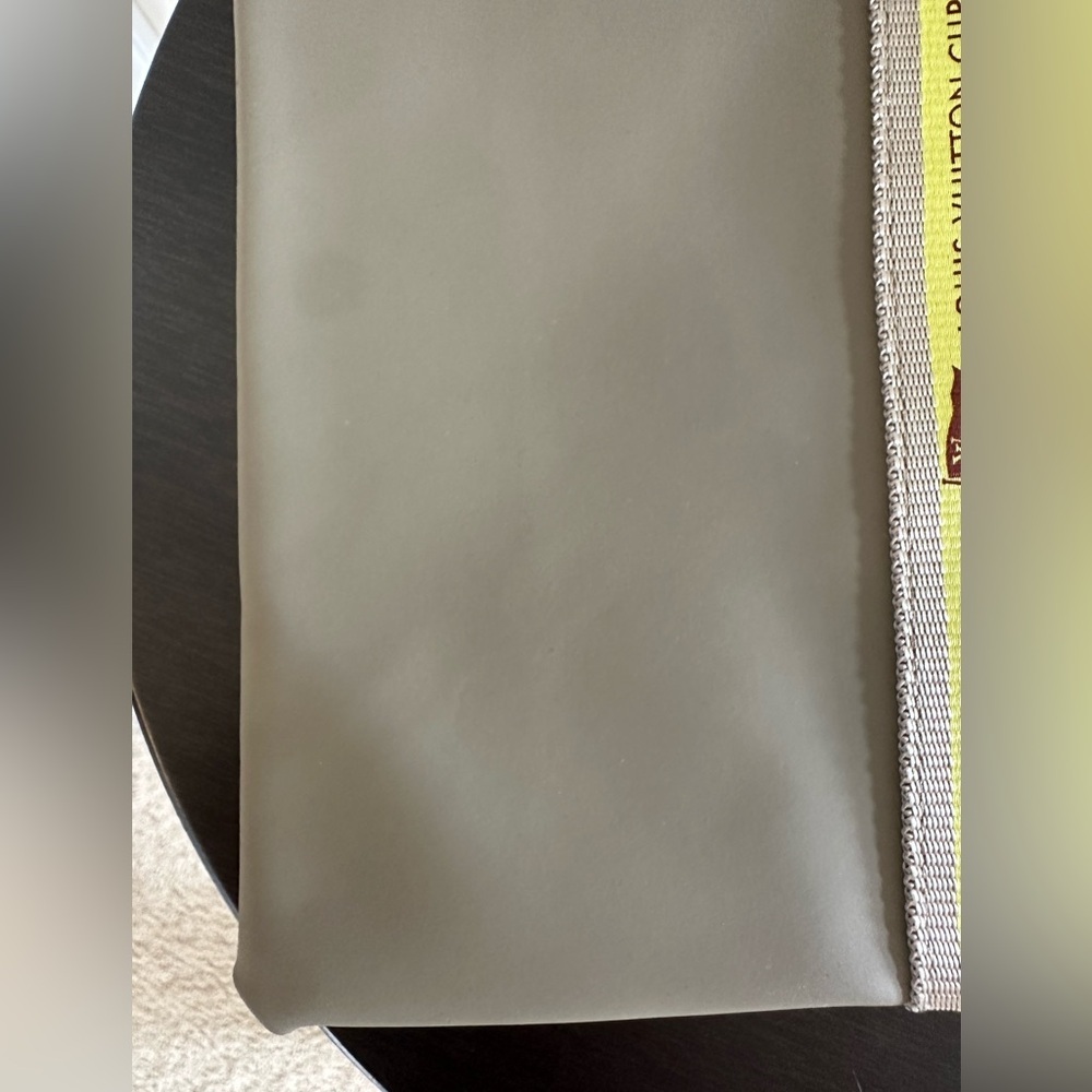Louis Vuitton LV Cup – Limited Edition Bag - Authentic Rubberized Vinyl - Picture 7 of 12